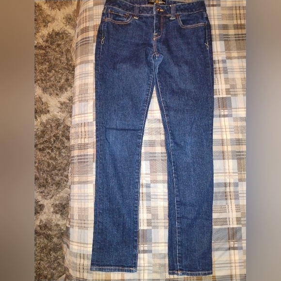 Lucky Jeans - Picture 2 of 6